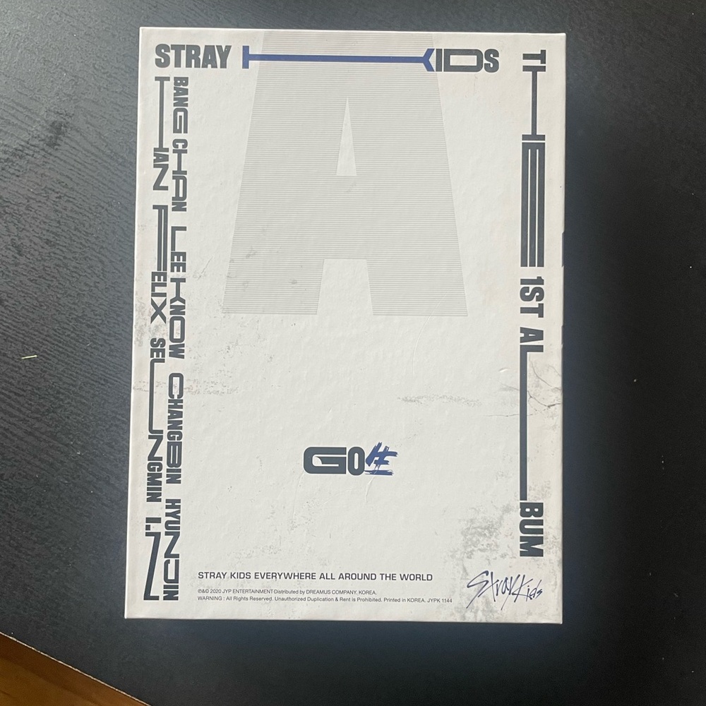 Stray Kids Album Box
